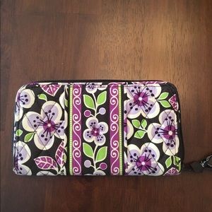 Vera Bradley wallet